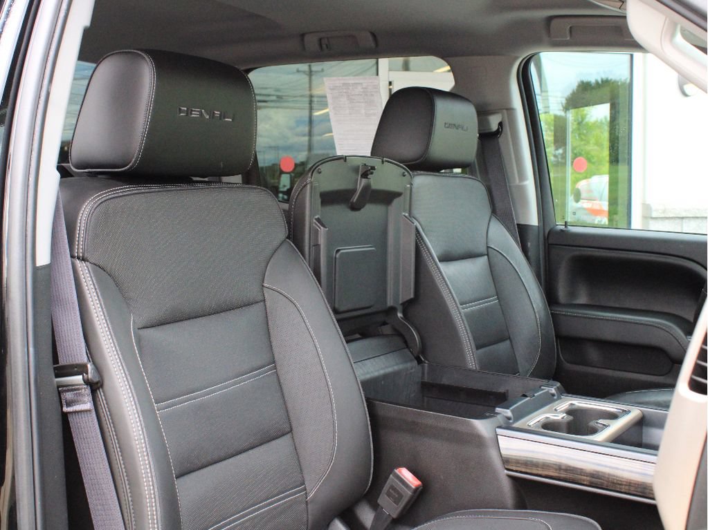 Used 2016 GMC Sierra 2500 Denali w/ Snow Plow Prep Package AWD/4WD image 26