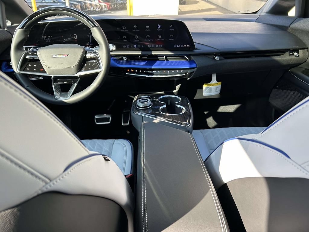 New 2026 Cadillac Optiq V AWD/4WD image 14