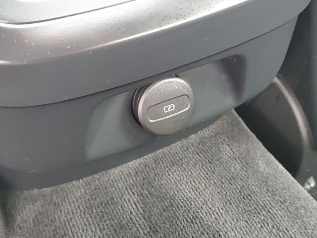 Used 2024 Volvo S60 B5 Core image 33