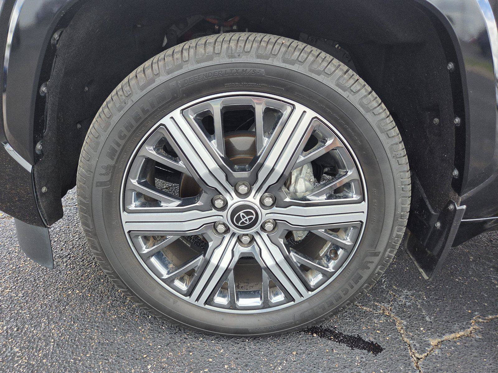 Used 2023 Toyota Sequoia Capstone RWD image 35