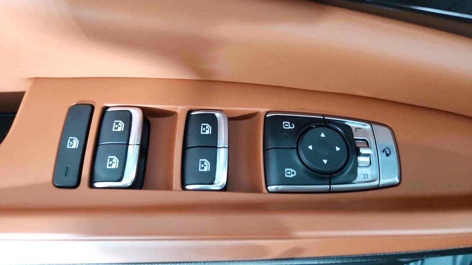 Used 2026 Kia Carnival SX Prestige FWD image 17