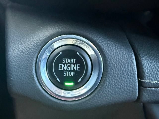 Certified 2022 Buick Envision Preferred FWD image 21