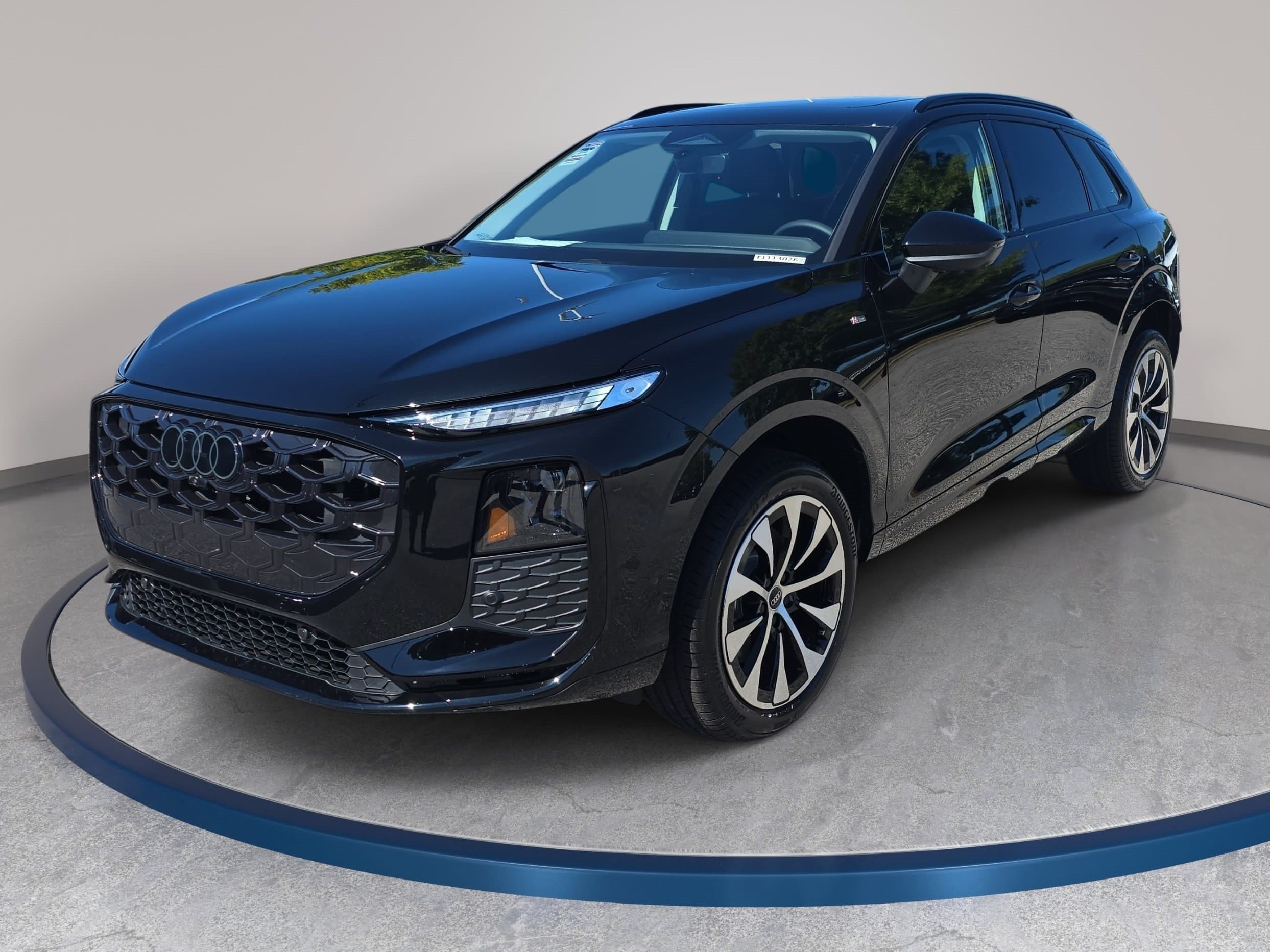New 2026 Audi Q3 quattro 2.0T AWD/4WD image 1