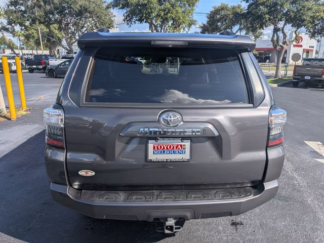 Used 2022 Toyota 4Runner SR5 Premium w/ Moonroof Package RWD image 7