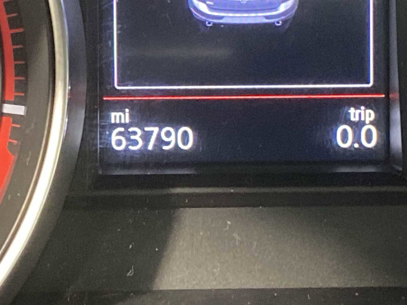 Used 2018 Volkswagen GTI SE w/ SE Leather Package image 18