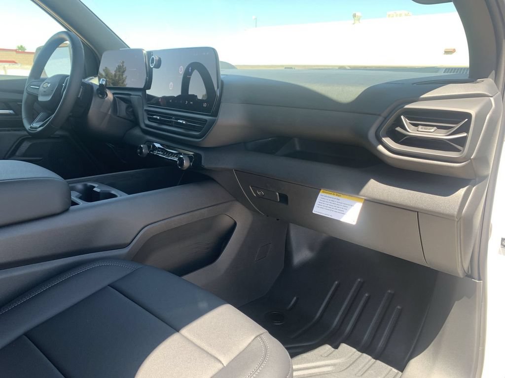 New 2026 Chevrolet Silverado EV W/T AWD/4WD image 27