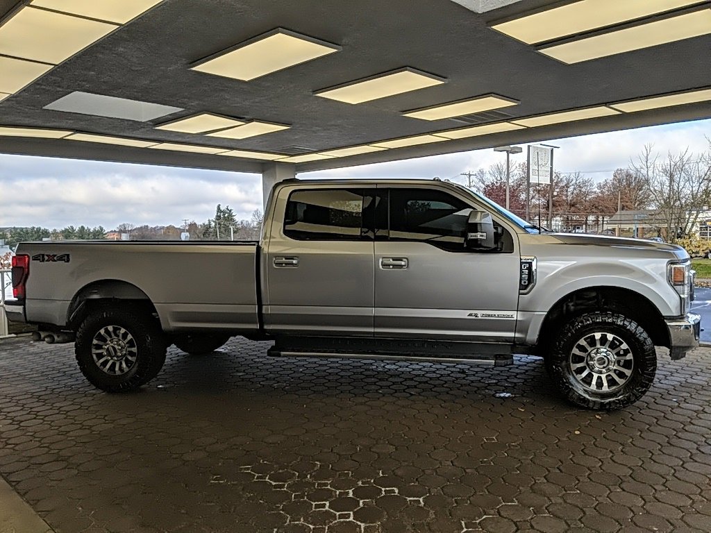 Certified 2022 Ford F350 Lariat image 4