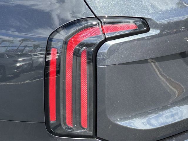 Used 2024 Kia Telluride EX image 14