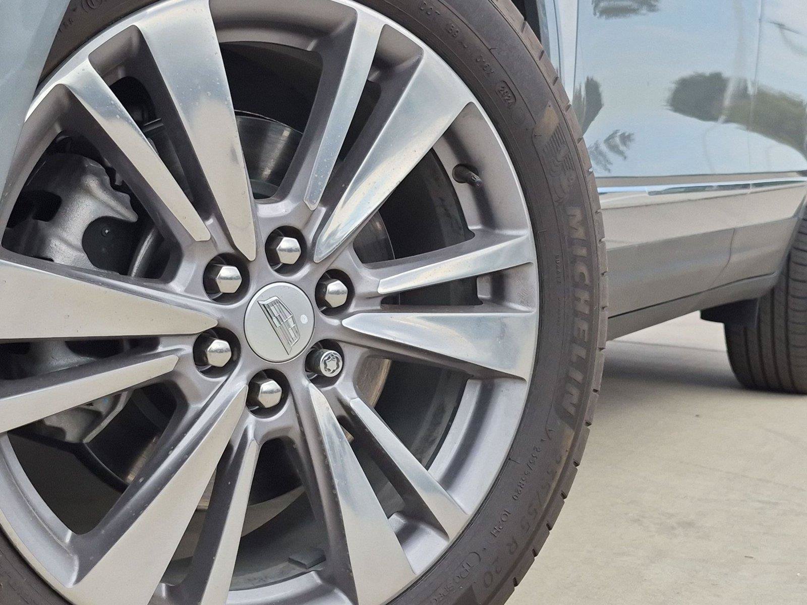 Certified 2025 Cadillac XT5 Premium Luxury FWD image 8
