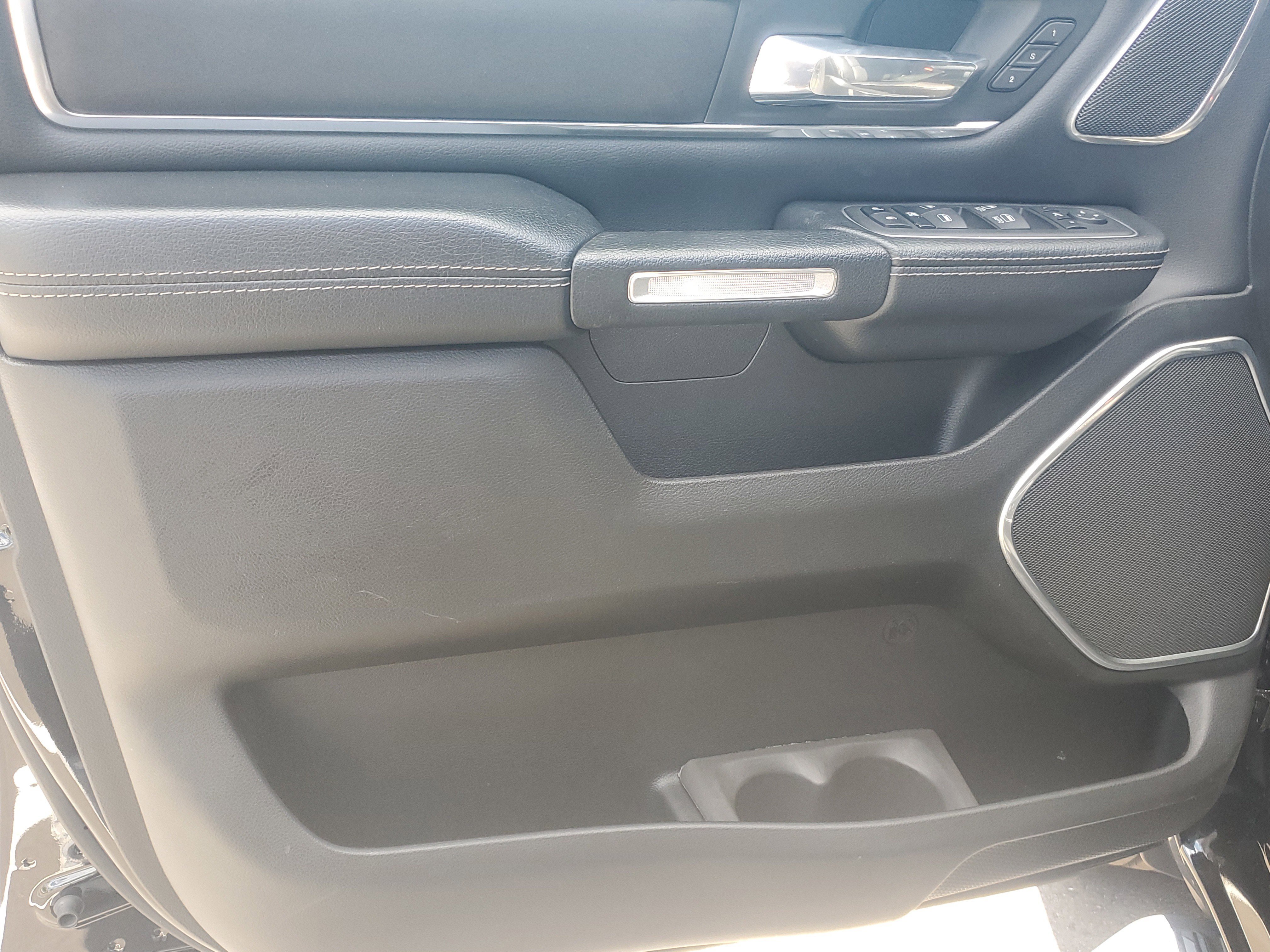 Used 2023 RAM 1500 Laramie image 8