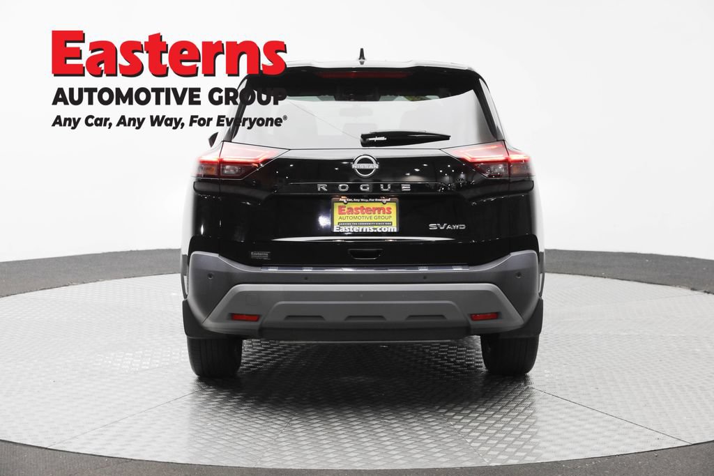 Used 2023 Nissan Rogue SV AWD/4WD image 6