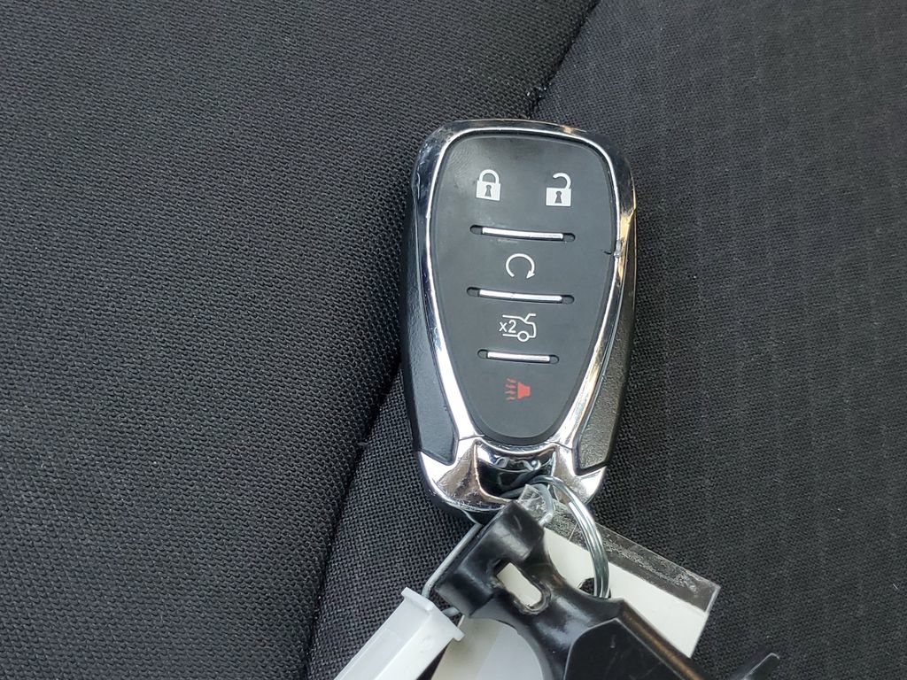 Used 2023 Chevrolet Malibu LT FWD image 28