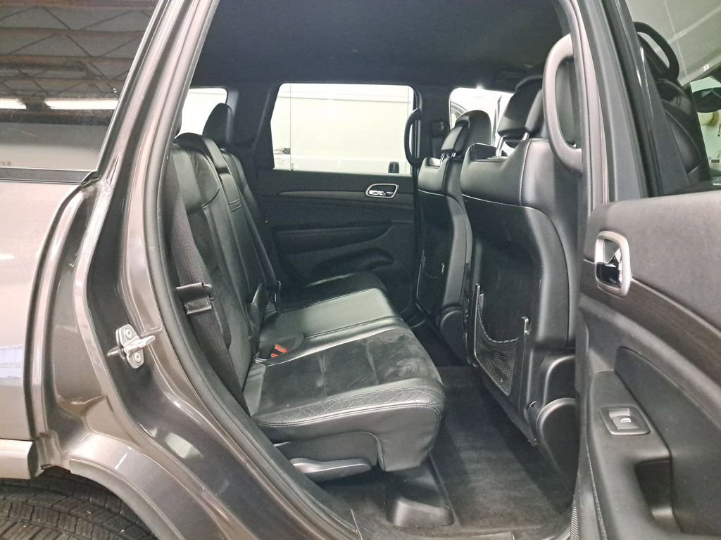 Used 2018 Jeep Grand Cherokee Altitude image 15