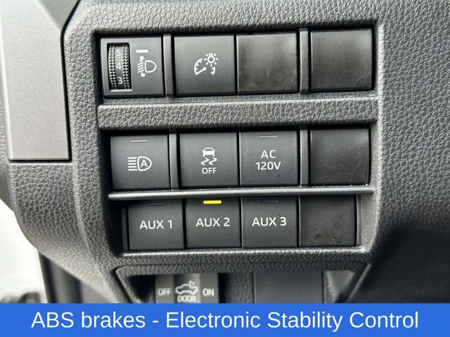 Used 2024 Toyota Tacoma TRD Sport w/ TRD Sport Upgrade Package image 13