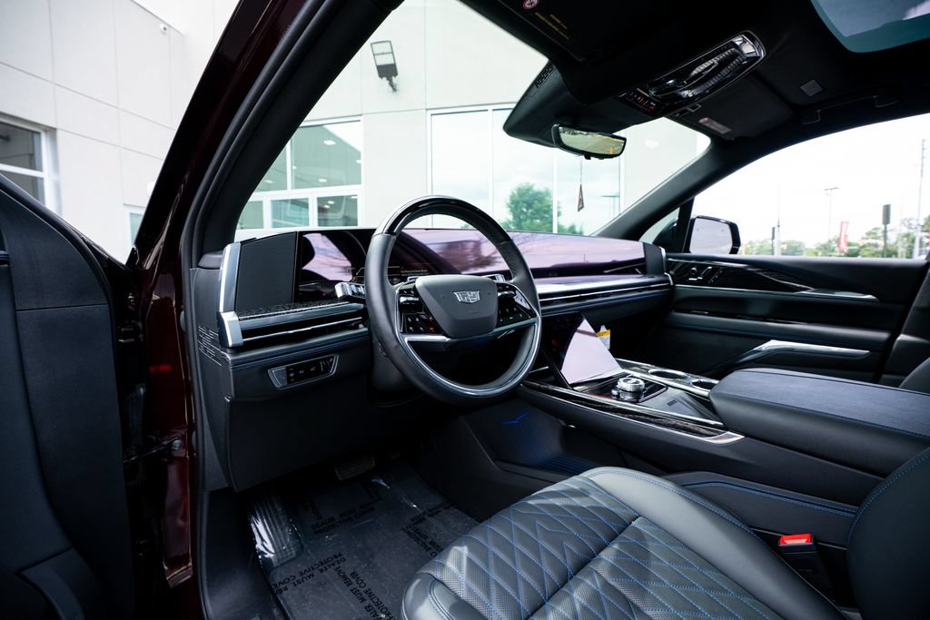 Used 2025 Cadillac Escalade IQ Sport 1 AWD/4WD image 26