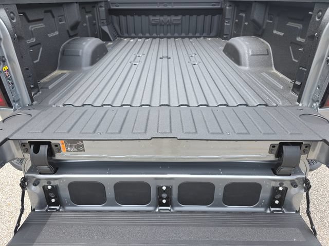 New 2026 GMC Sierra 3500 SLT w/ SLT Premium Package AWD/4WD image 22
