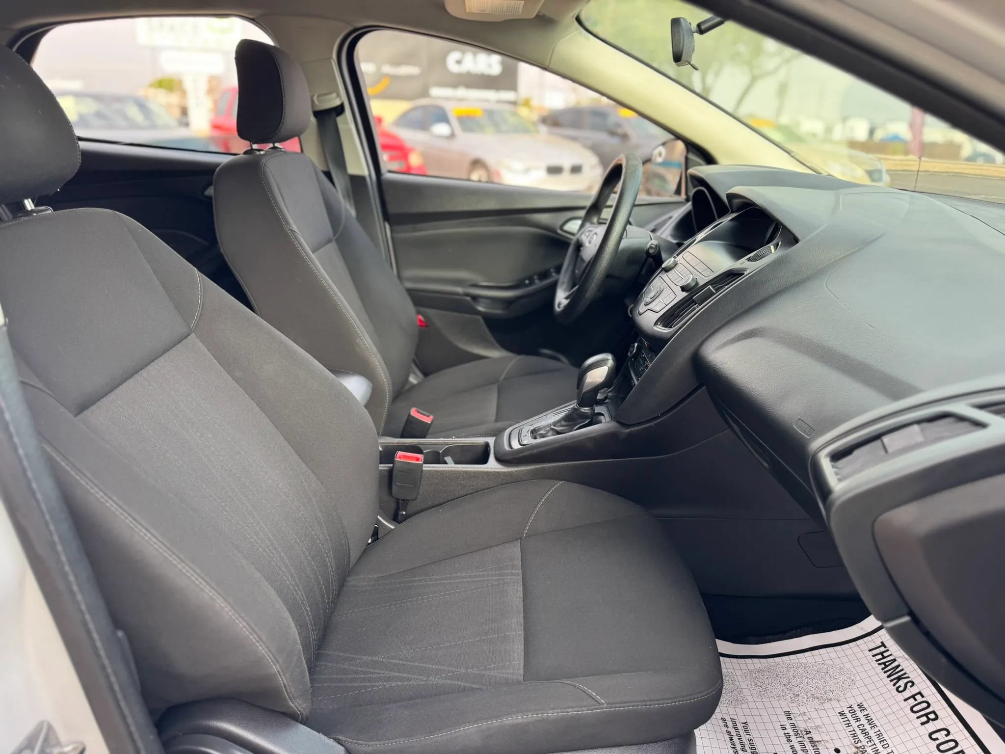 Used 2018 Ford Focus SE FWD image 31