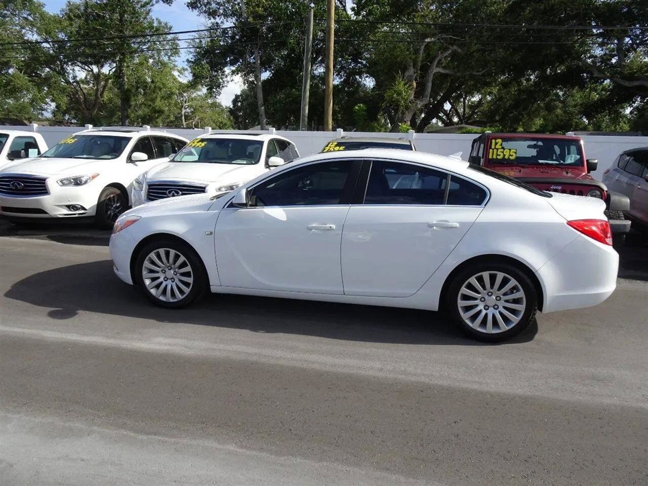 Used 2011 Buick Regal CXL w/ RL2 Preferred Equipment Group FWD image 9