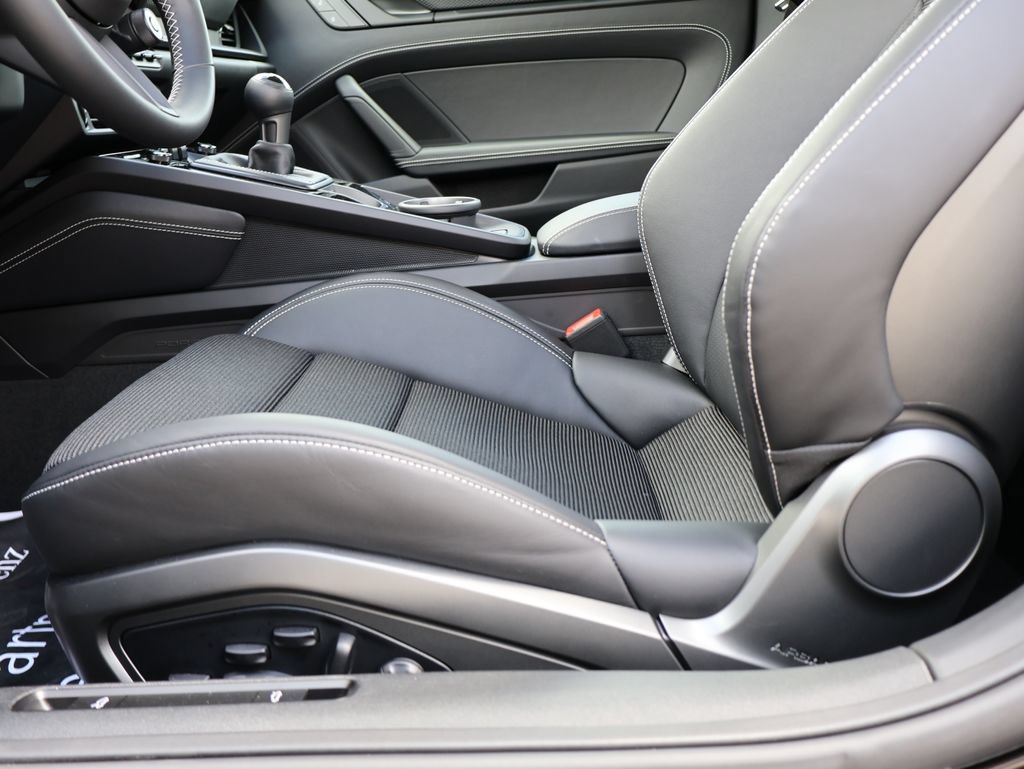 Certified 2026 Porsche 911 GT3 RWD image 37