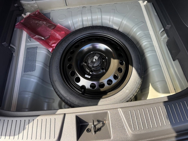 Used 2025 Chevrolet Trax ACTIV image 16