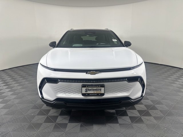 New 2026 Chevrolet Equinox EV LT image 8