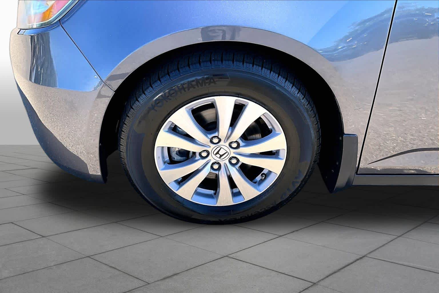 Used 2017 Honda Odyssey EX-L image 10