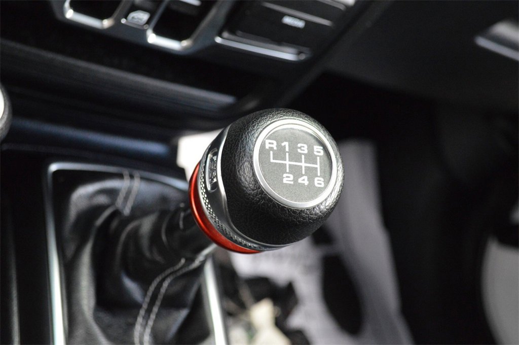 Used 2020 Jeep Wrangler Unlimited Sahara image 24