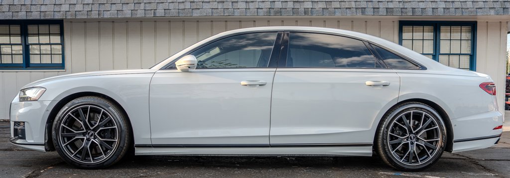 Used 2020 Audi A8 L 4.0T w/ Executive Package image 2