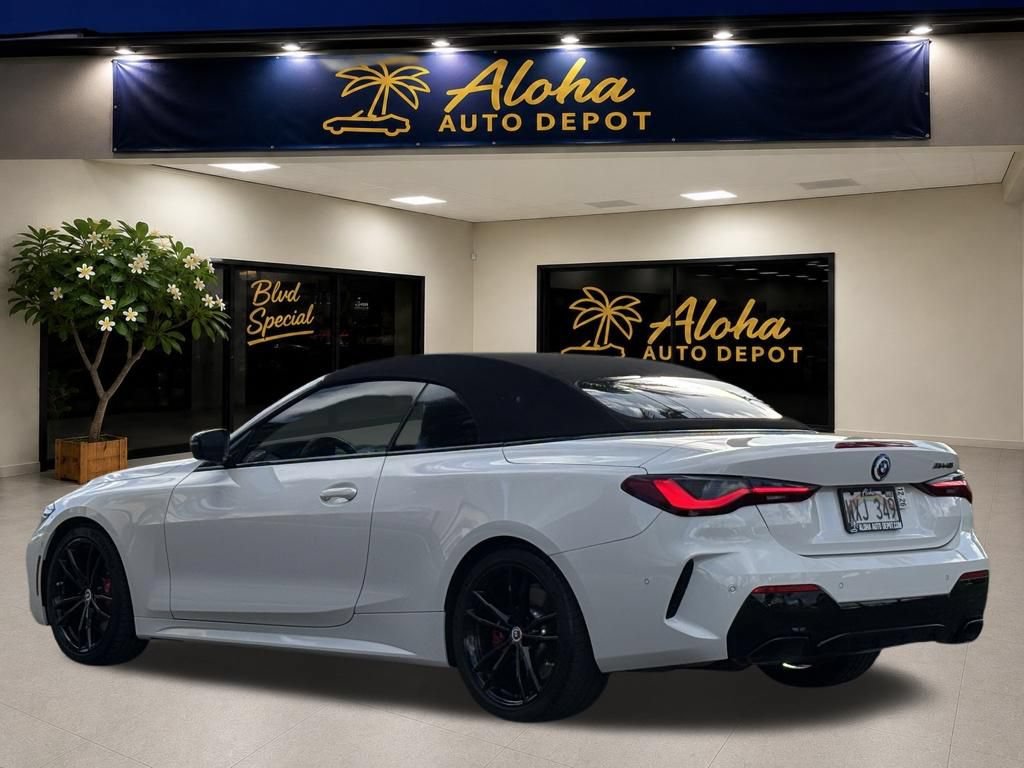 Used 2023 BMW M440i Convertible w/ Premium Package RWD image 3