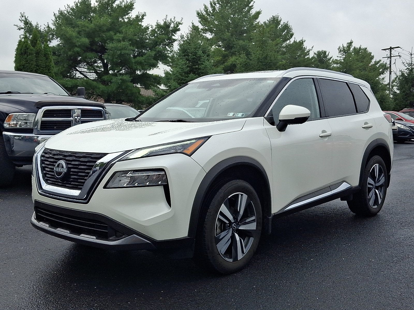 Certified 2023 Nissan Rogue SL AWD/4WD image 3