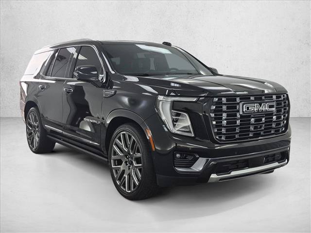 Used 2025 GMC Yukon Denali Ultimate AWD/4WD image 3