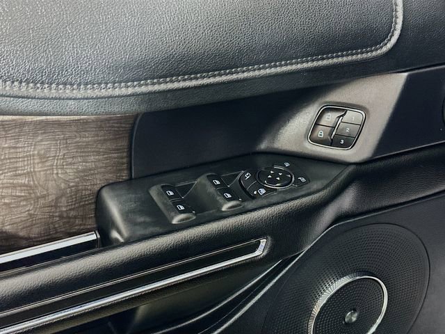 Used 2019 Ford Expedition Max Limited image 18