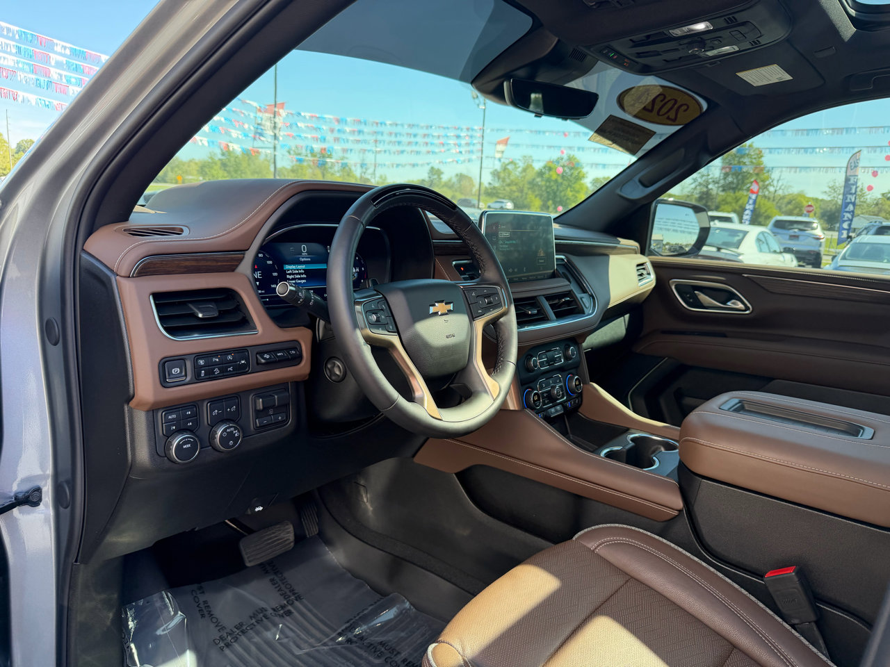 Used 2024 Chevrolet Tahoe High Country w/ Advanced Technology Package image 14