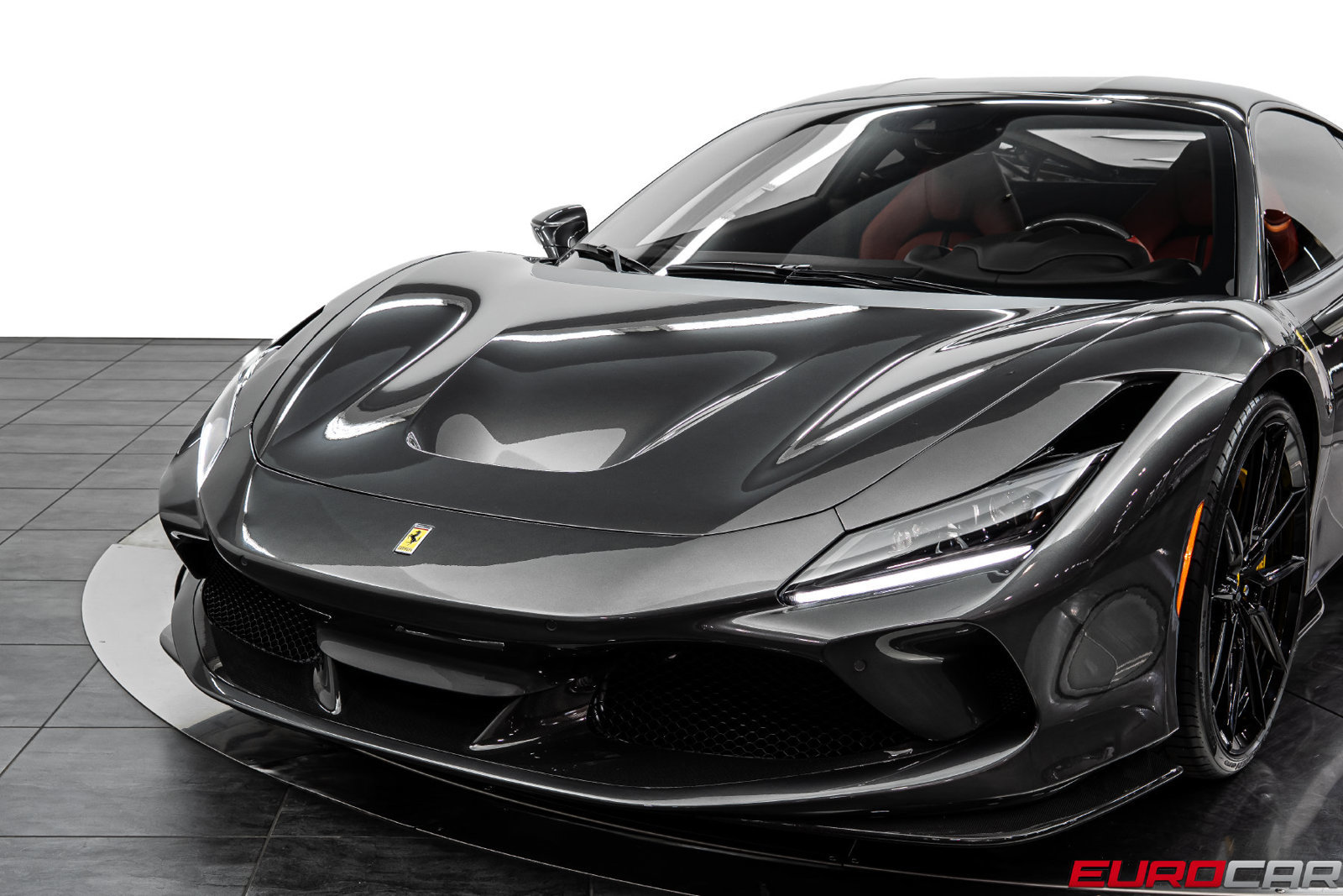 Used 2020 Ferrari F8 Tributo RWD image 17