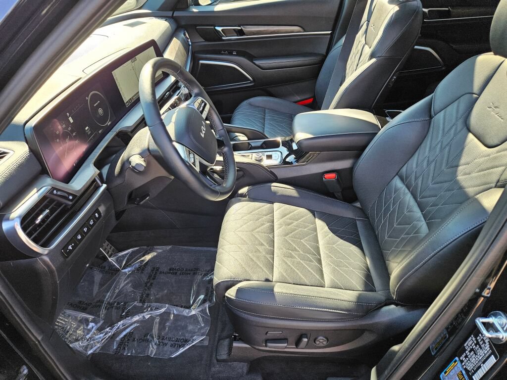 Used 2025 Kia Telluride SX X-Line AWD/4WD image 17