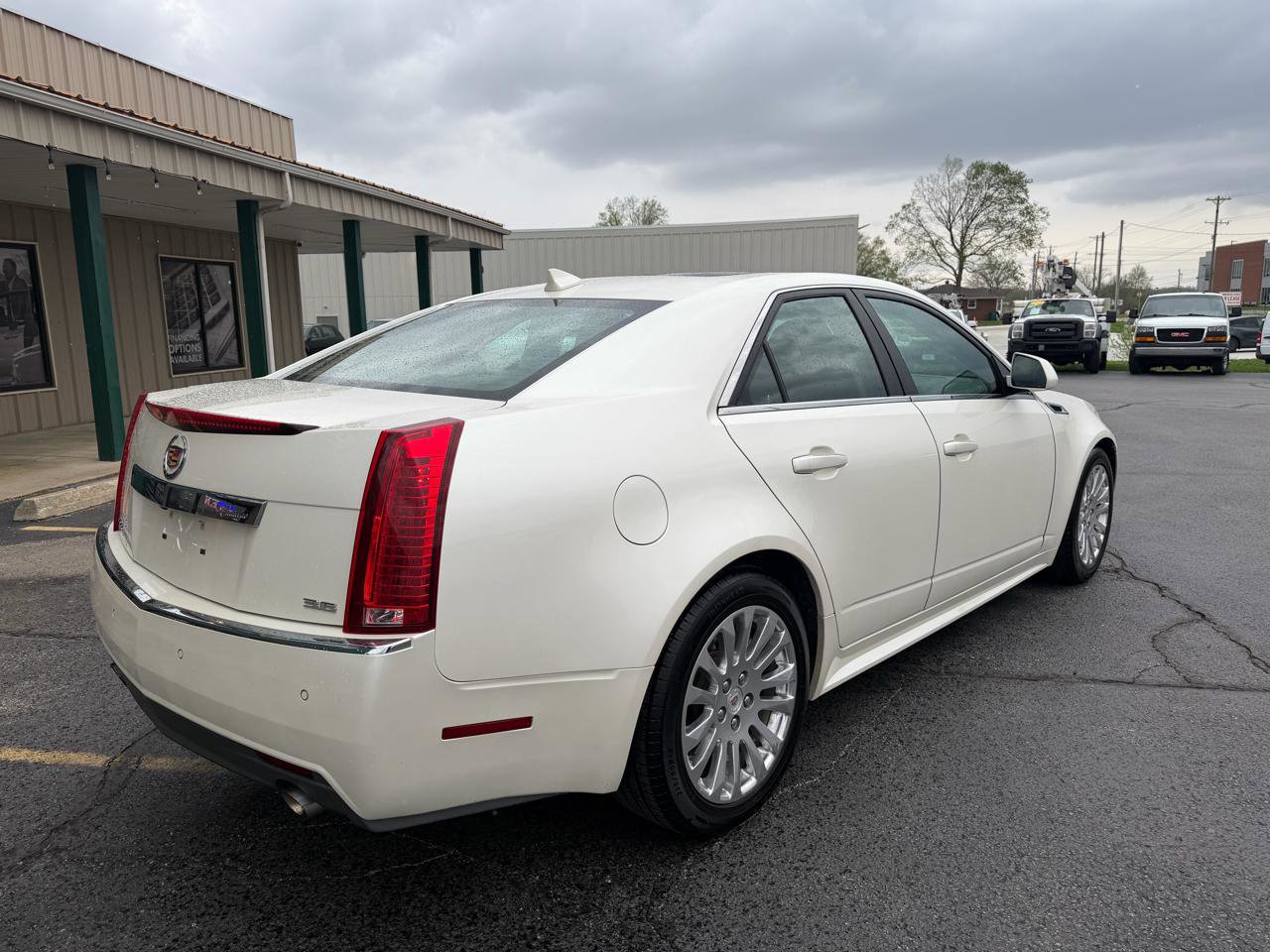 Used 2011 Cadillac CTS Premium image 3
