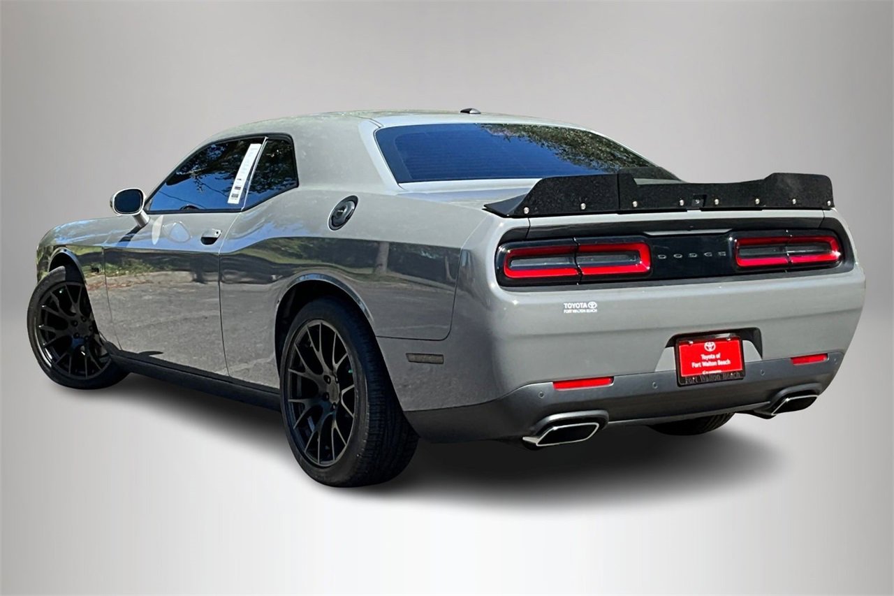 Used 2023 Dodge Challenger R/T w/ Blacktop Package image 4