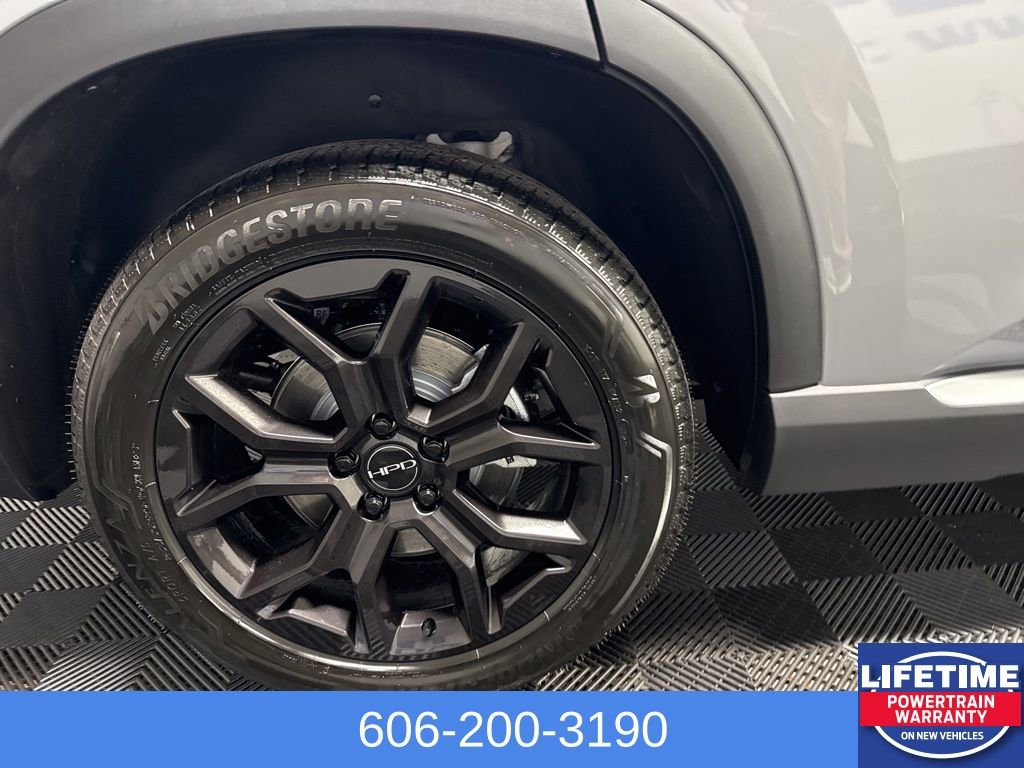 New 2025 Honda Pilot Touring image 6