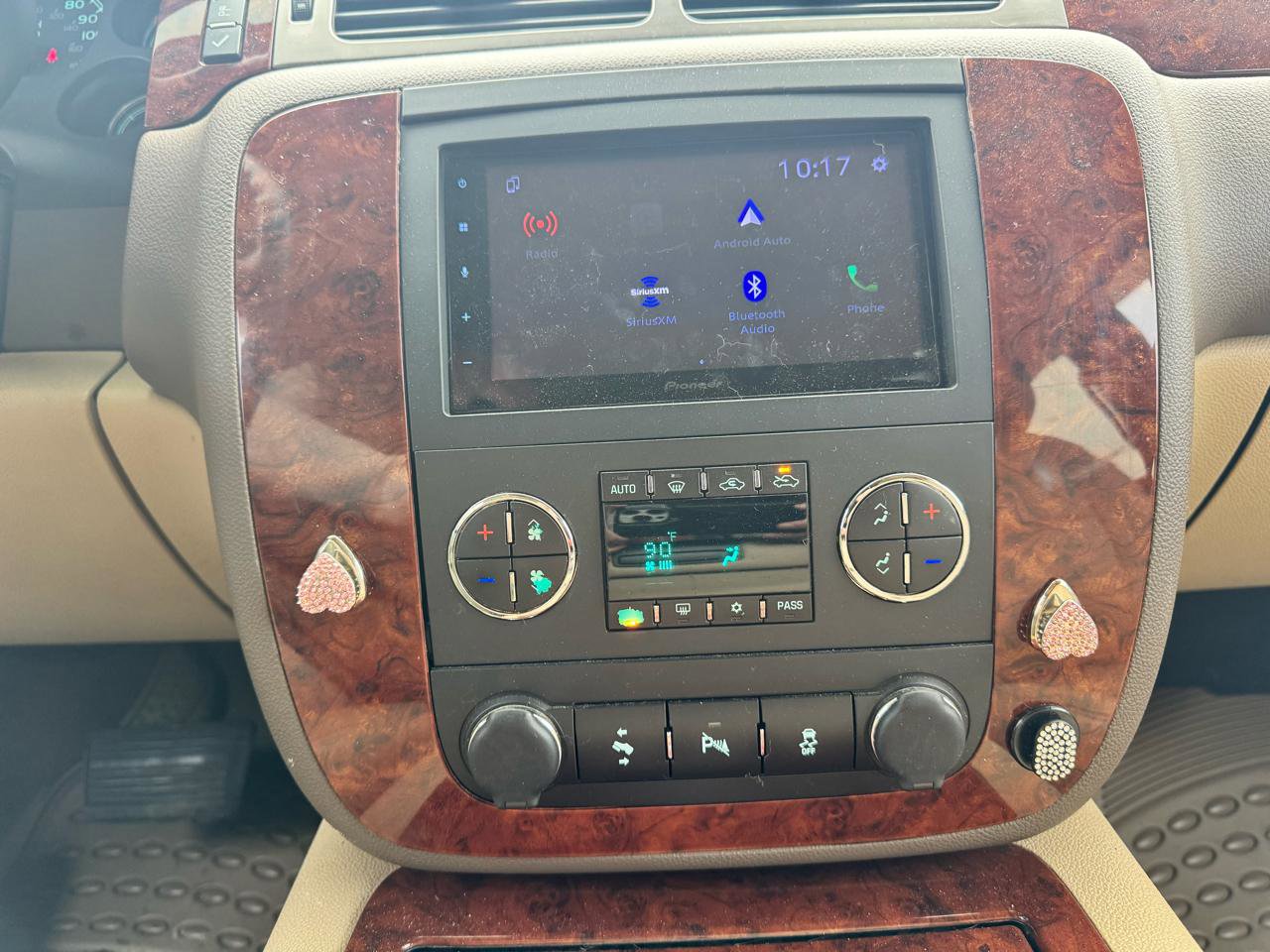 Used 2013 Chevrolet Avalanche LTZ image 18