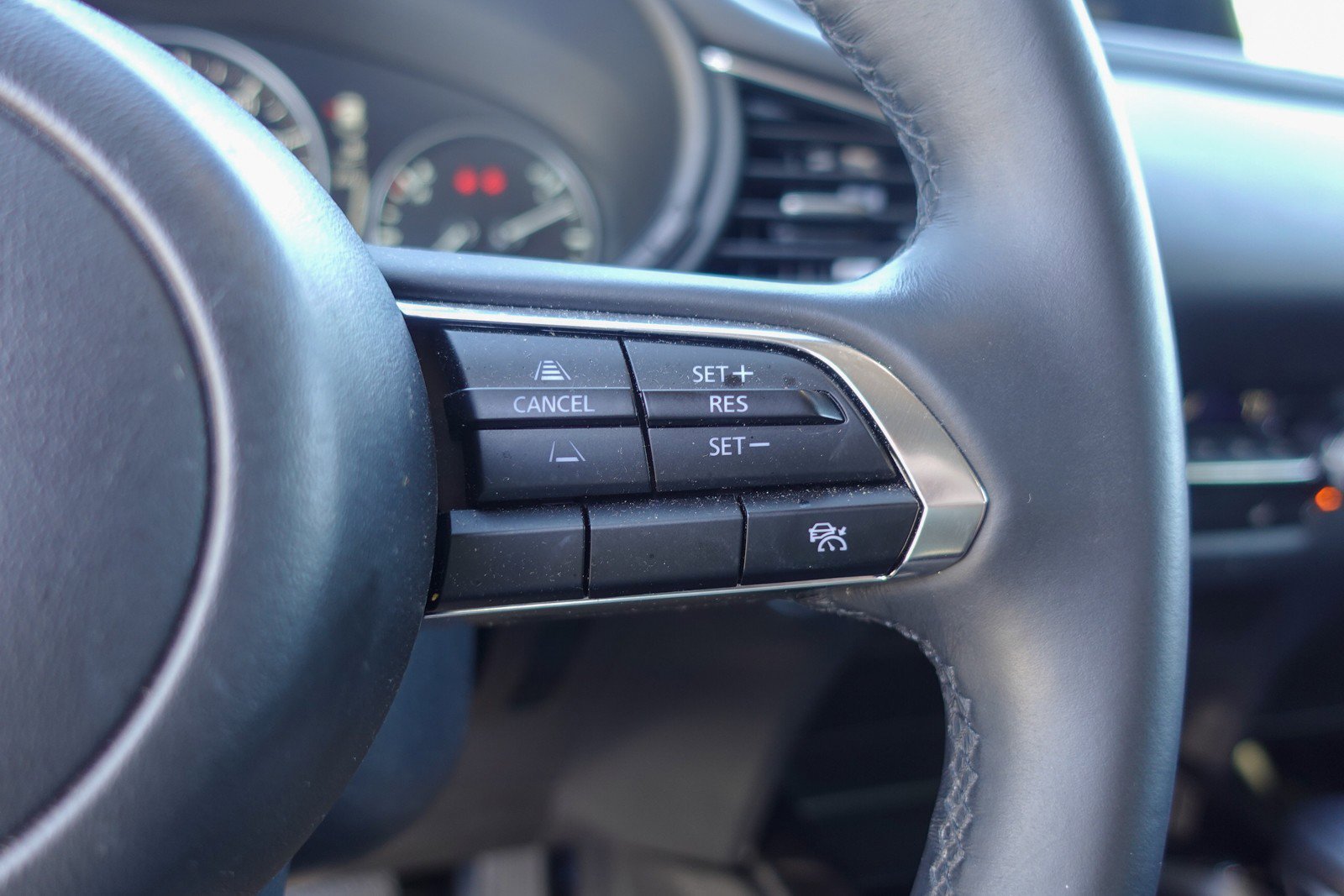 Certified 2025 MAZDA CX-30 AWD 2.5 S w/ Preferred Package image 15