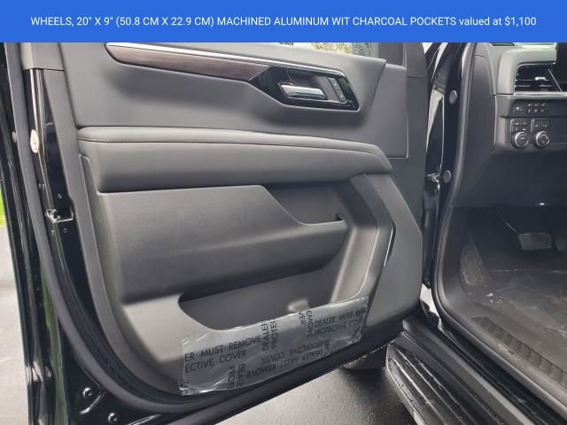 New 2026 Chevrolet Suburban LS image 7