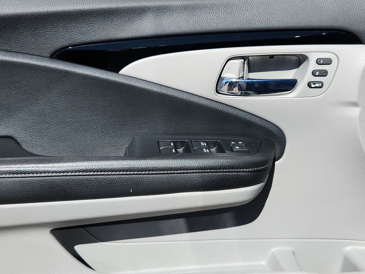 Used 2020 Honda Ridgeline RTL-E image 18