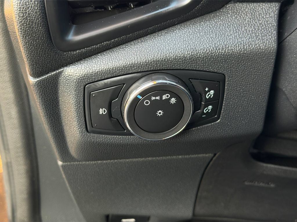 Used 2021 Ford EcoSport SE FWD image 28