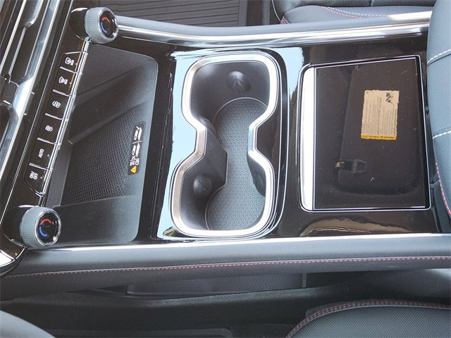 New 2026 Chevrolet Traverse RS w/ LPO, Floor Liner Package image 18