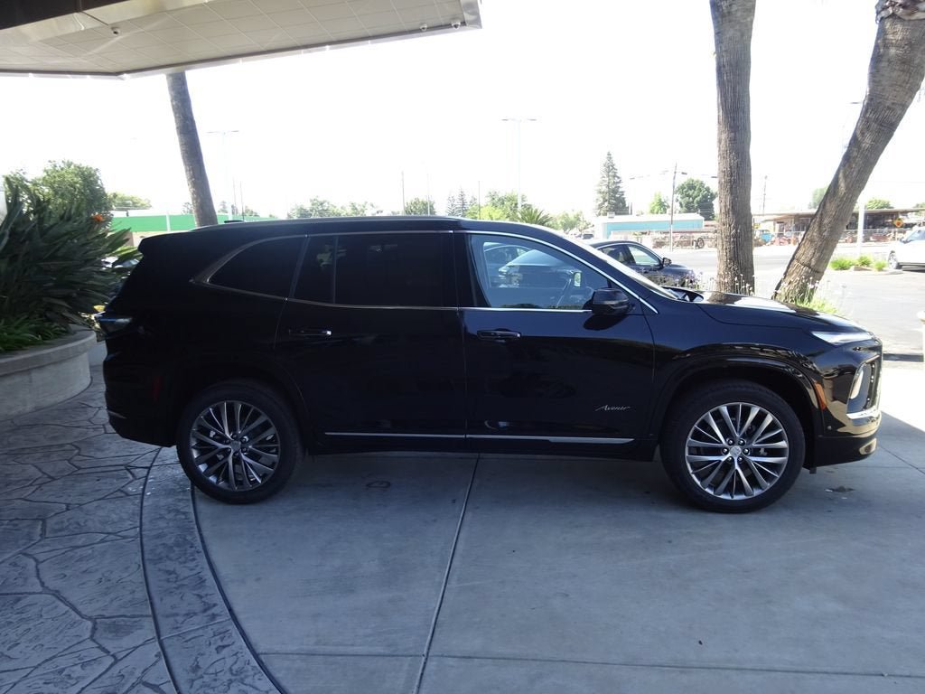 New 2026 Buick Enclave Avenir w/ Super Cruise Package FWD image 8