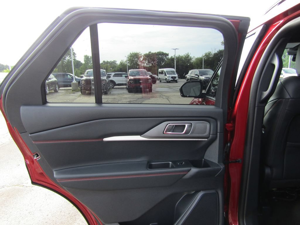 New 2027 Ford Explorer ST-Line w/ Premium Package AWD/4WD image 21