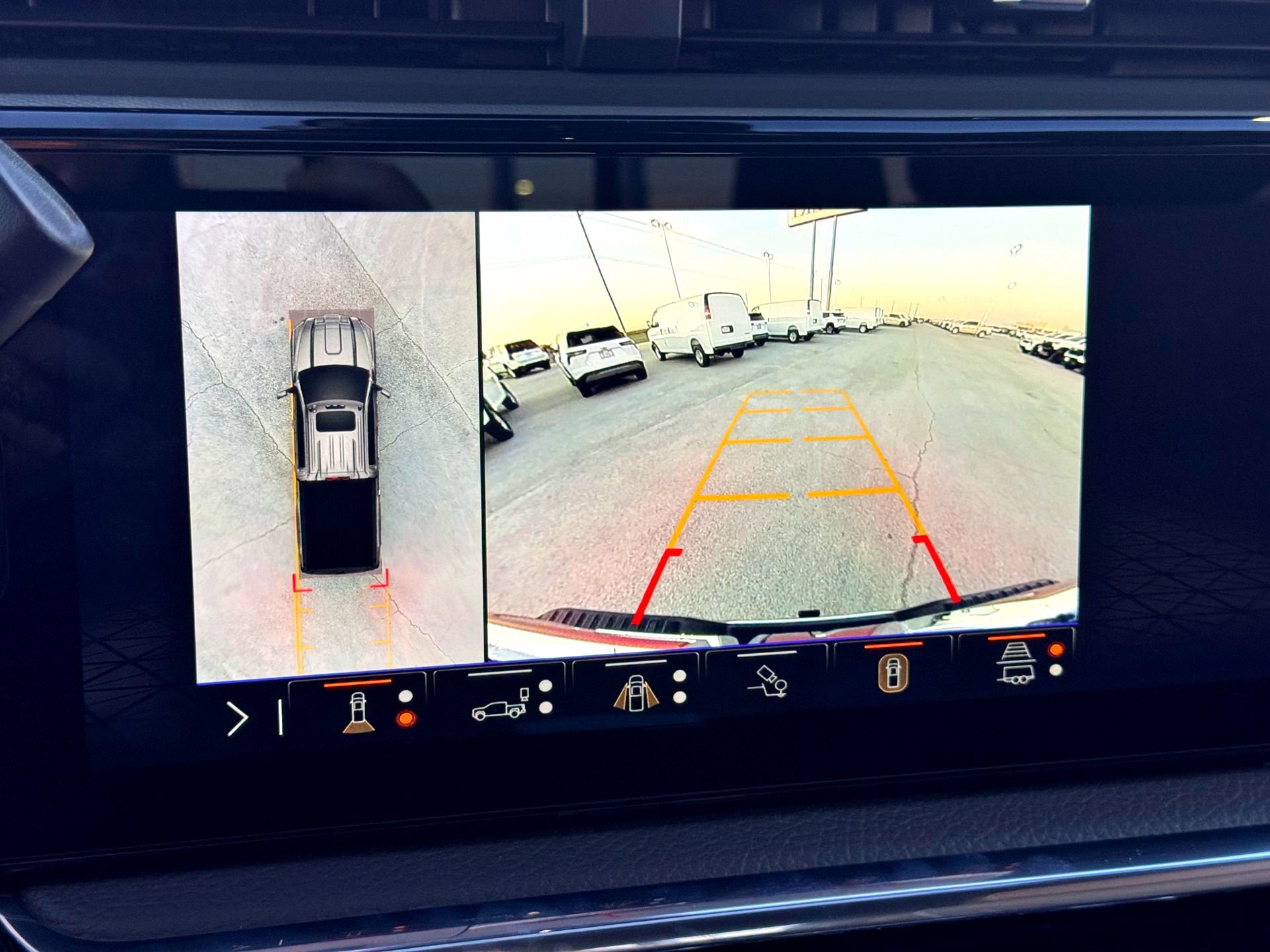 Used 2025 GMC Sierra 2500 Denali w/ Denali Reserve Package image 32