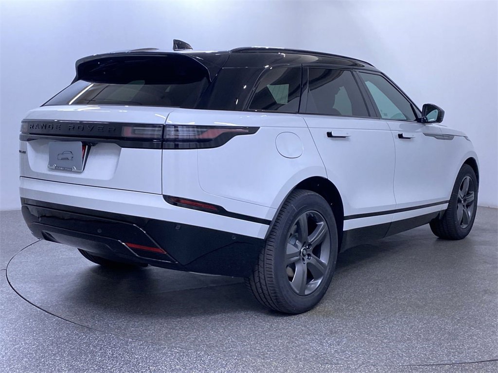 Used 2025 Land Rover Range Rover Velar Dynamic SE image 13