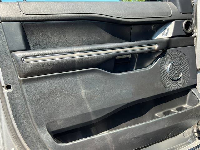 Certified 2020 Ford Expedition XLT w/ Equipment Group 201A AWD/4WD image 18