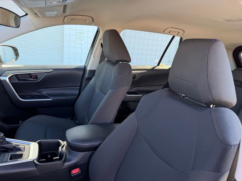 Used 2024 Toyota RAV4 LE image 17